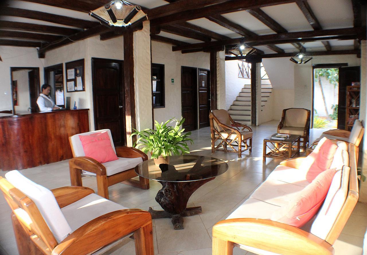 Hotel La Vista Canoa Luaran gambar