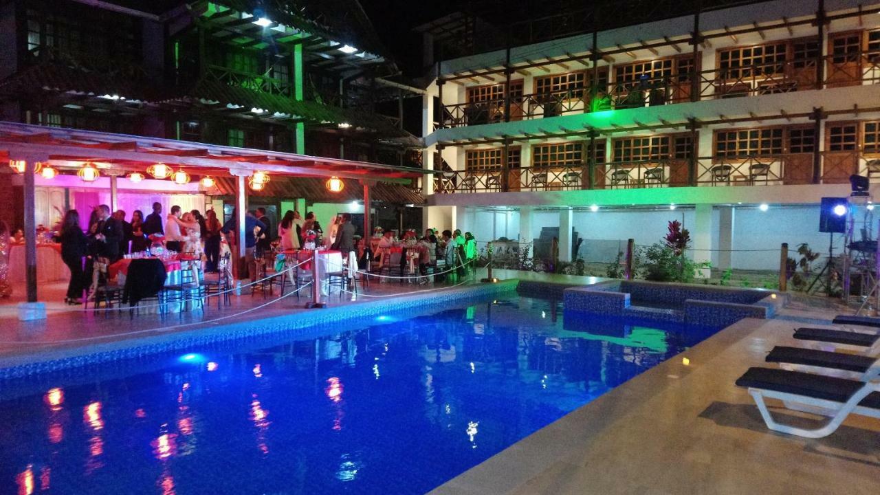 Hotel La Vista Canoa Luaran gambar